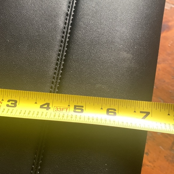 NWT gleaming chain trim with a pillowy knotted shoulder strap classy elegant - Picture 9 of 16